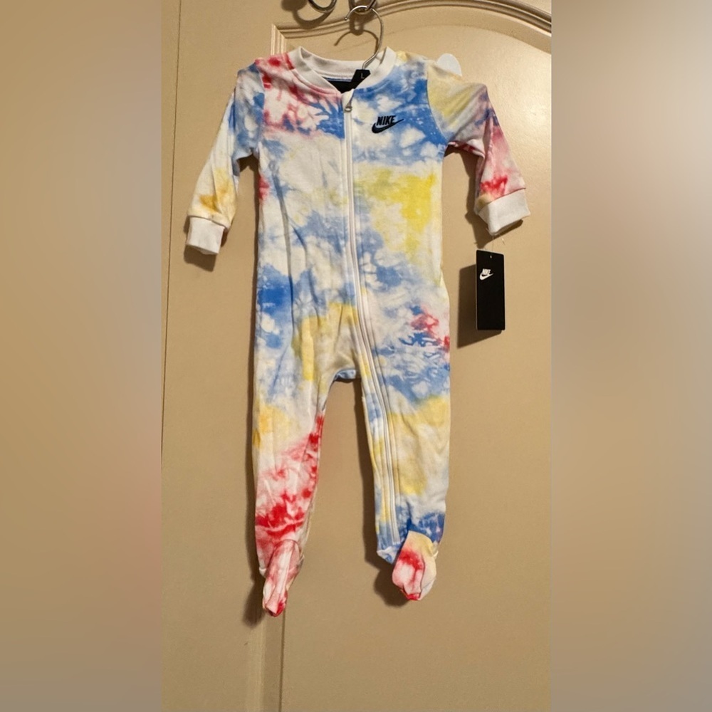 Nike baby's boys tie-dye footed coverall.